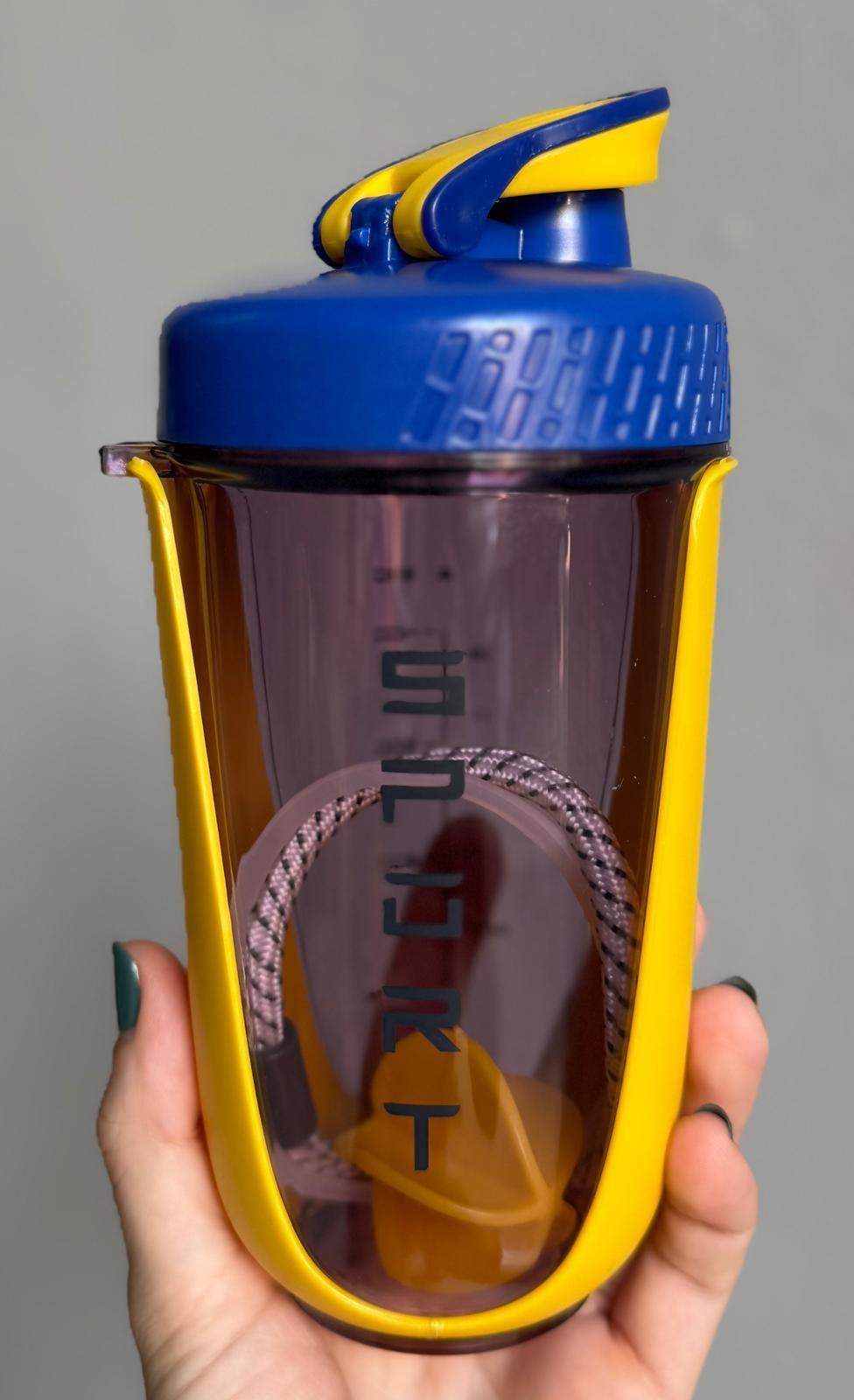 Small Shaker Bottle (Yellow/Blue) 590 ml