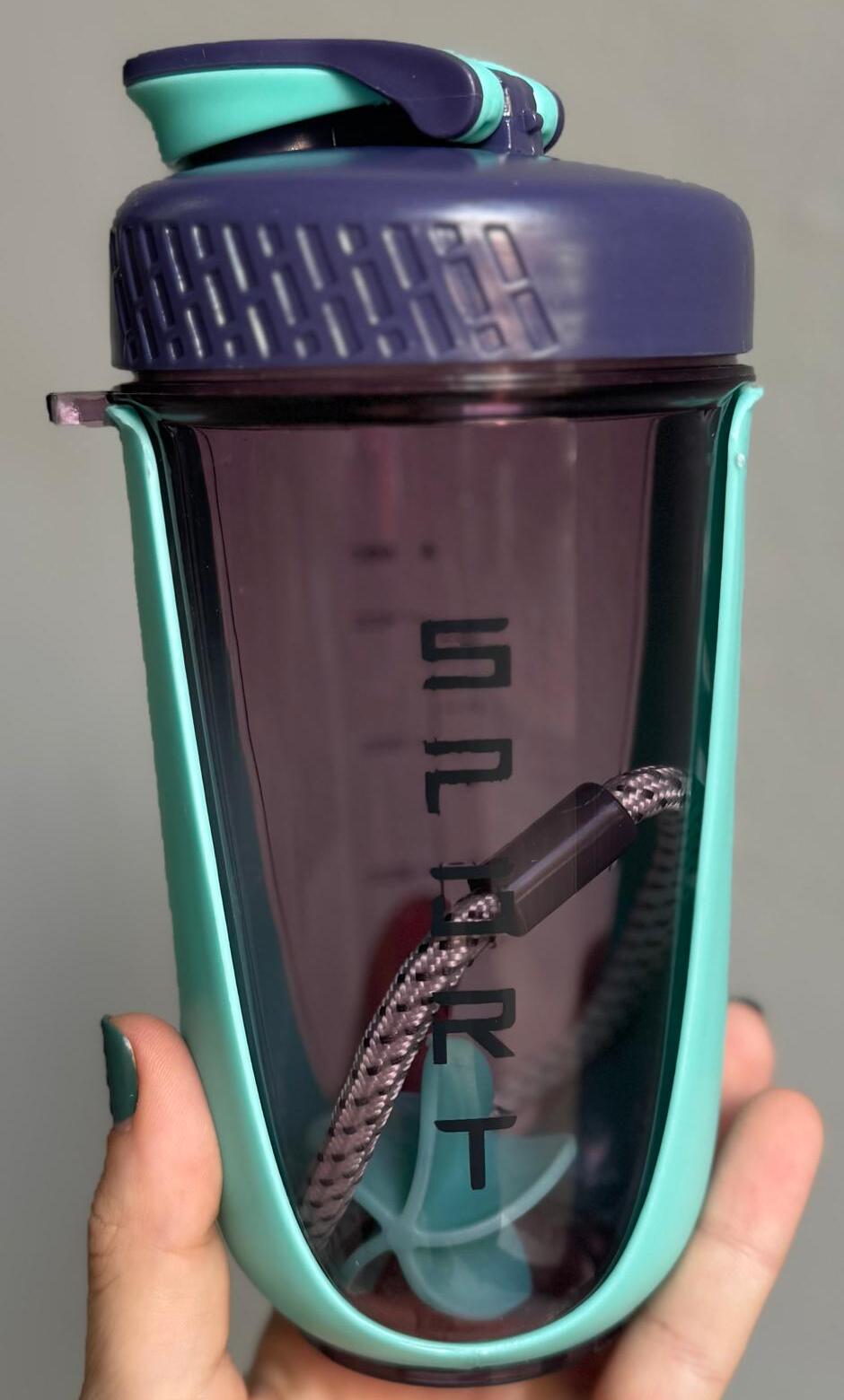 Small Shaker Bottle (Green) 590 ml